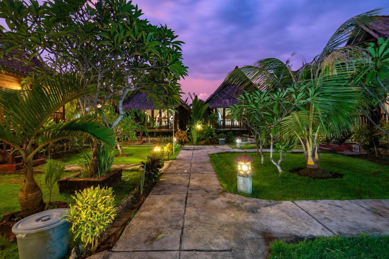 Sedok Jineng Villa by WizZeLa Lembongan Eksteriør bilde