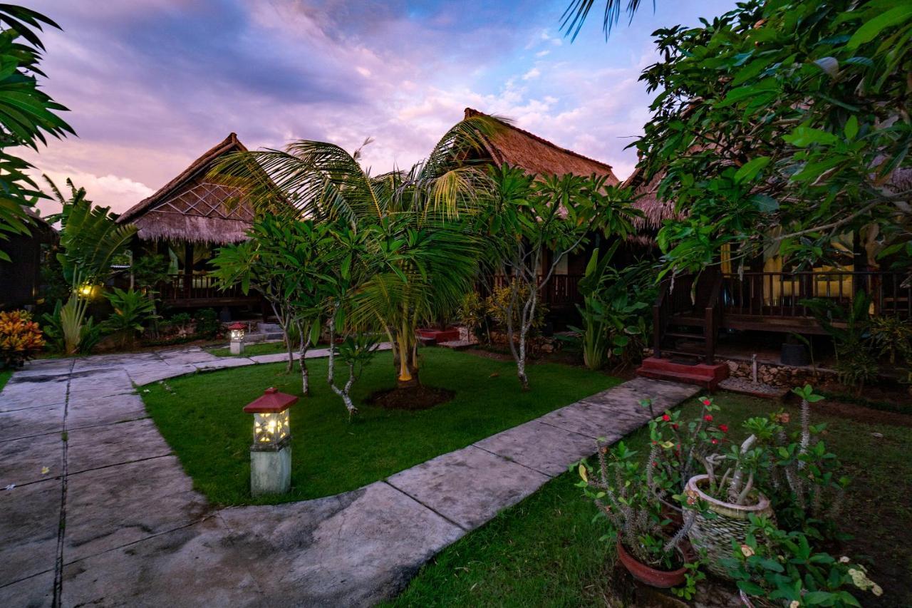 Sedok Jineng Villa by WizZeLa Lembongan Eksteriør bilde